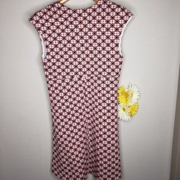 Amadi Empire Sleeveless Dress Red & White – Geometric Floral Pattern - Picture 7 of 12